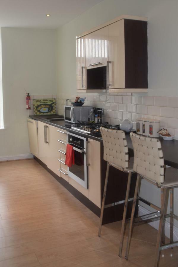 Harrogate Elite Living Apartamento Exterior foto